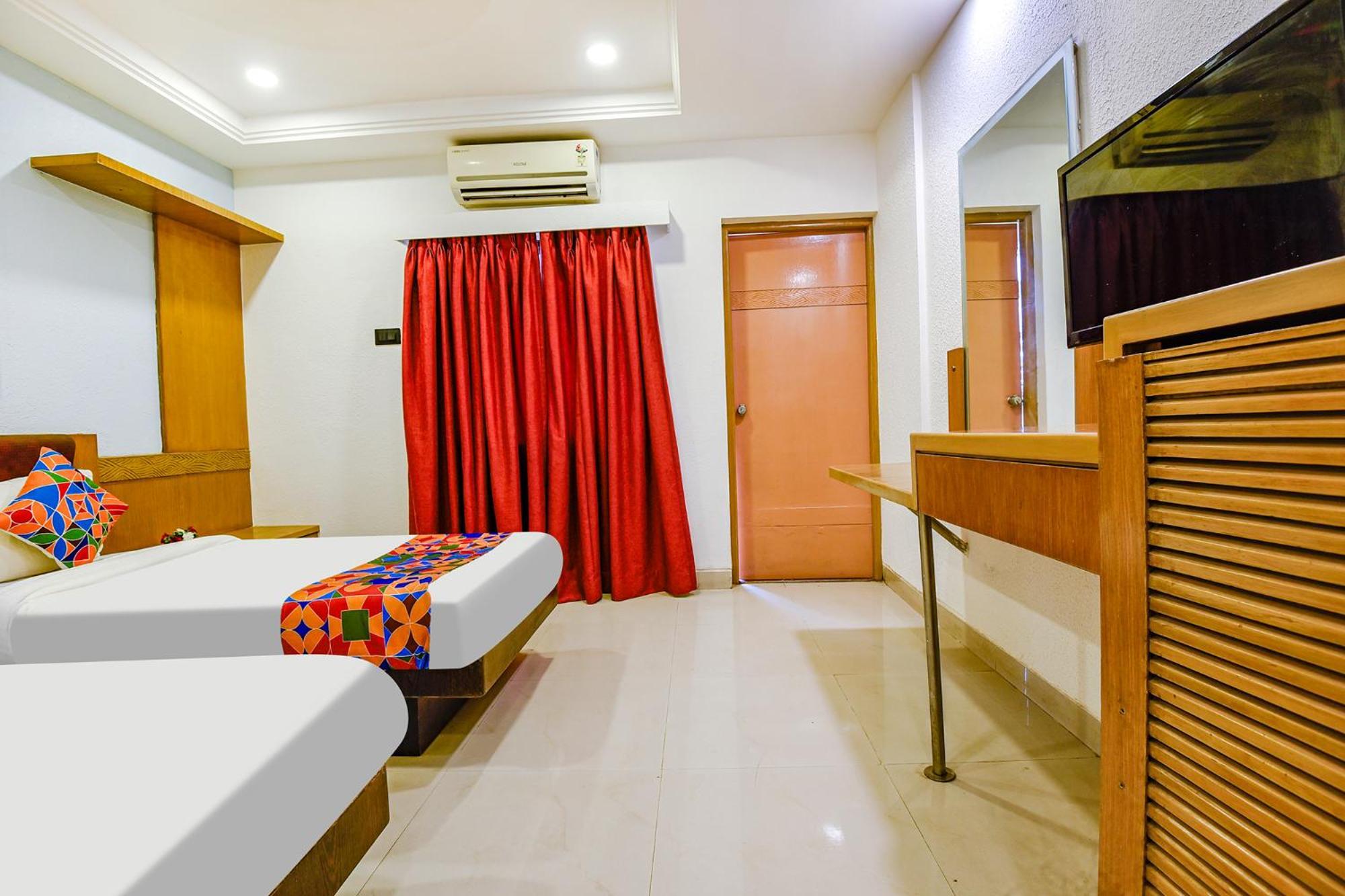Fabhotel Prime Supreme - 700M From Vasco Da Gama Railway Station Marmagao Екстер'єр фото